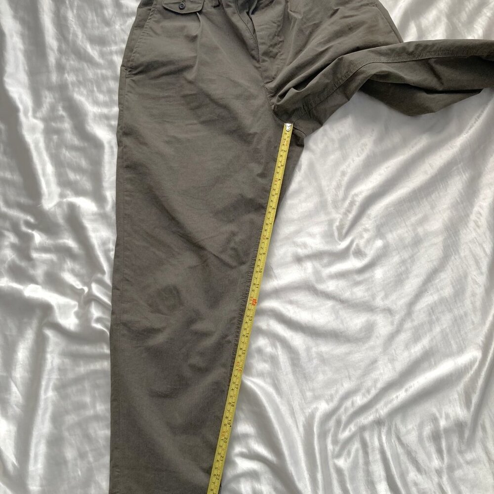 Banana Republic Waist 29 Relaxed Tapered Fit Ankle Pants Pleated Trousers - Picture 4 of 10